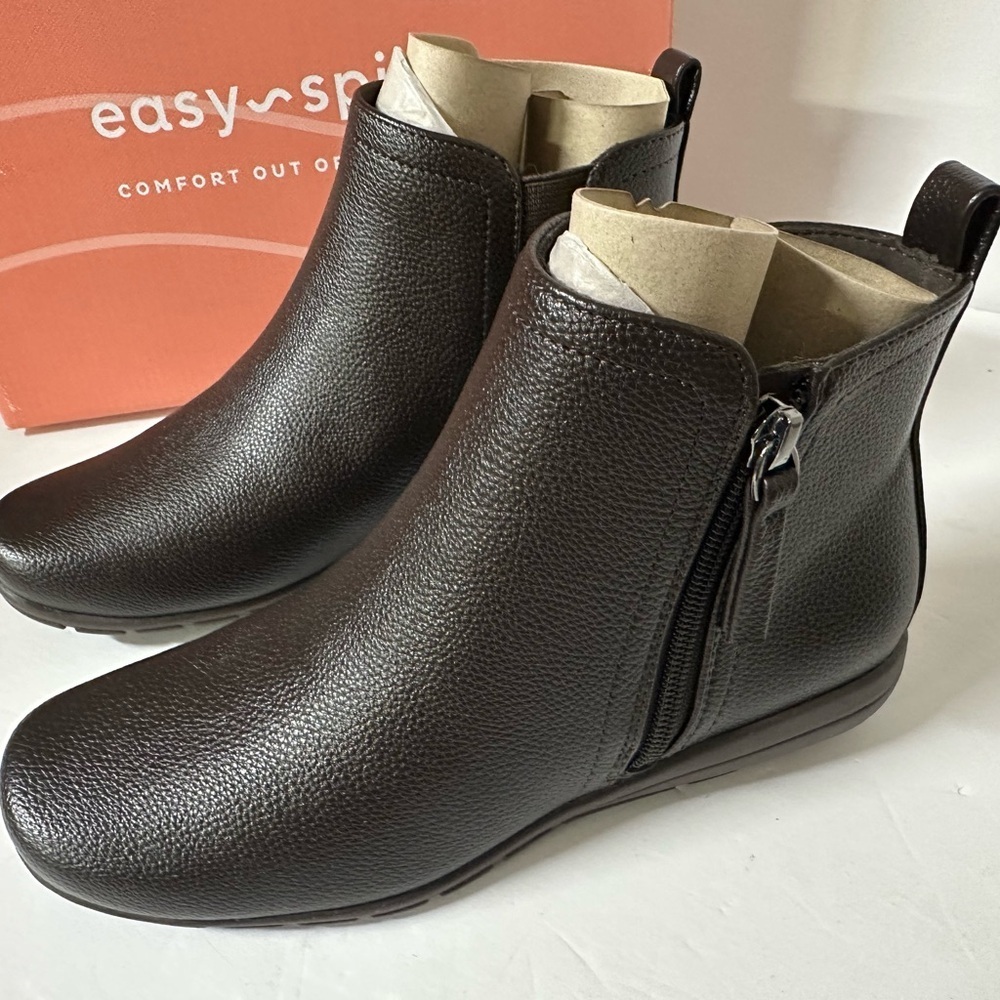 NWT Aleena3 Easy Spirit Dark Brown Ankle Booties Size 6 - Picture 3 of 5